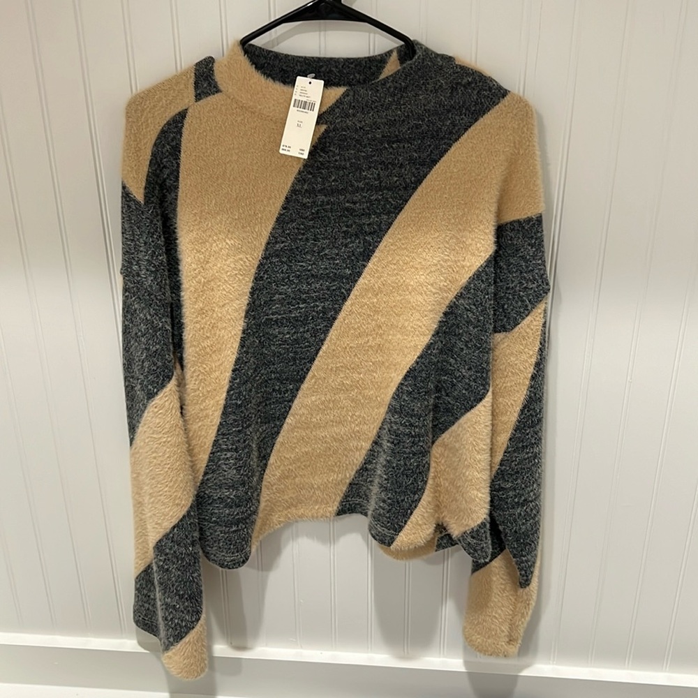 Anthropologie NWT XL Sweater